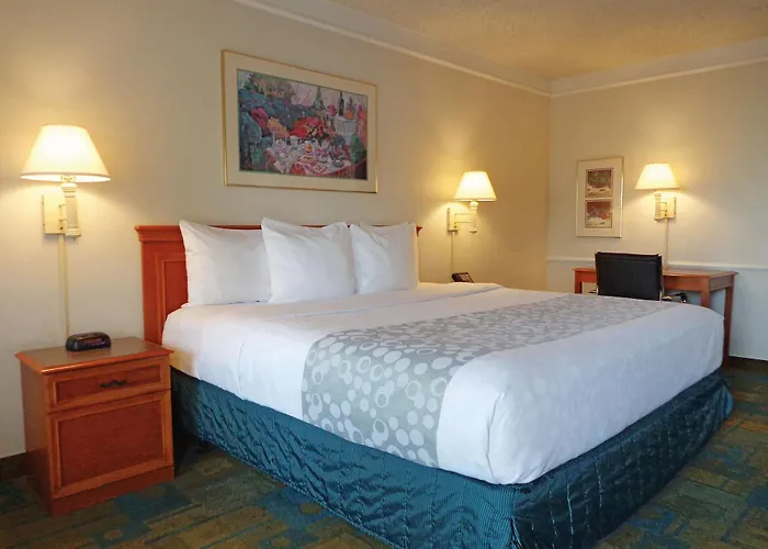 Hotel 6 Phoenix, Az Midtown